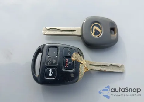 2003 Lexus Es 300 z USA, uszkodzony, nr VIN JTHBF30G330101851